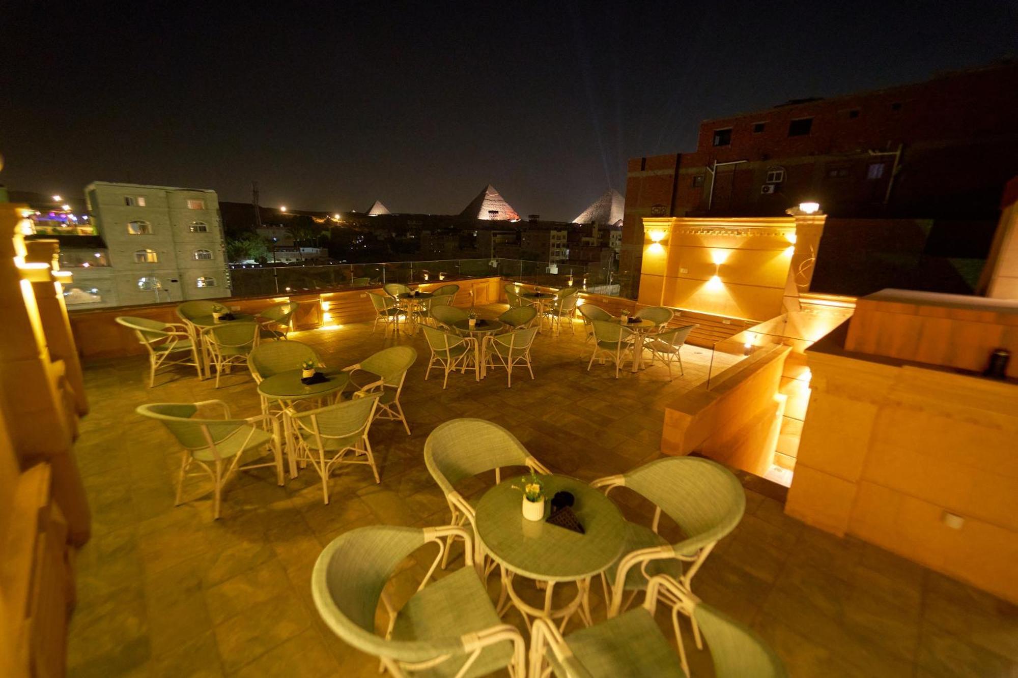 Crown Pyramids View Hotel Giza Exterior photo